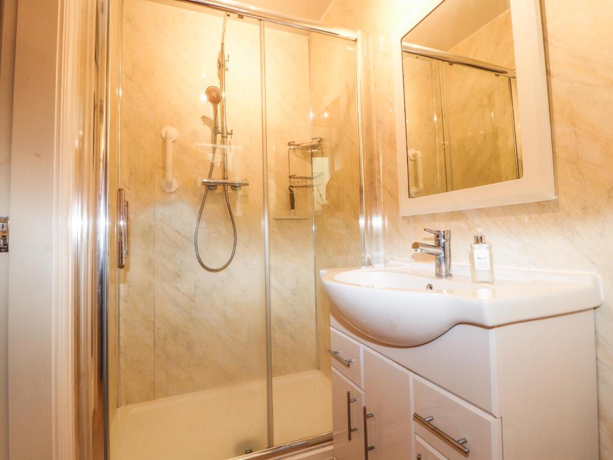 Ty Uchaf Appartement Rhyl Buitenkant foto