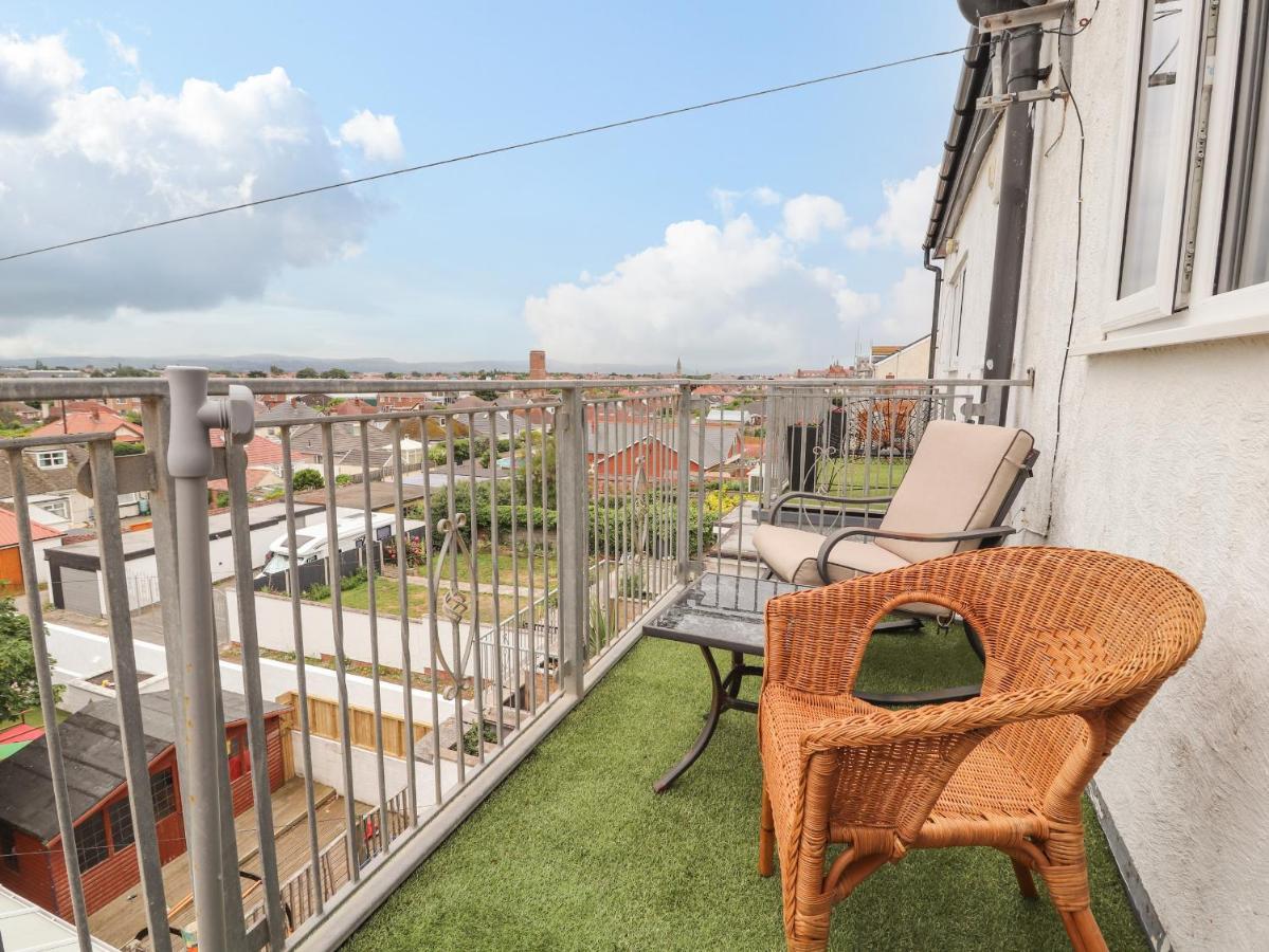 Ty Uchaf Appartement Rhyl Buitenkant foto