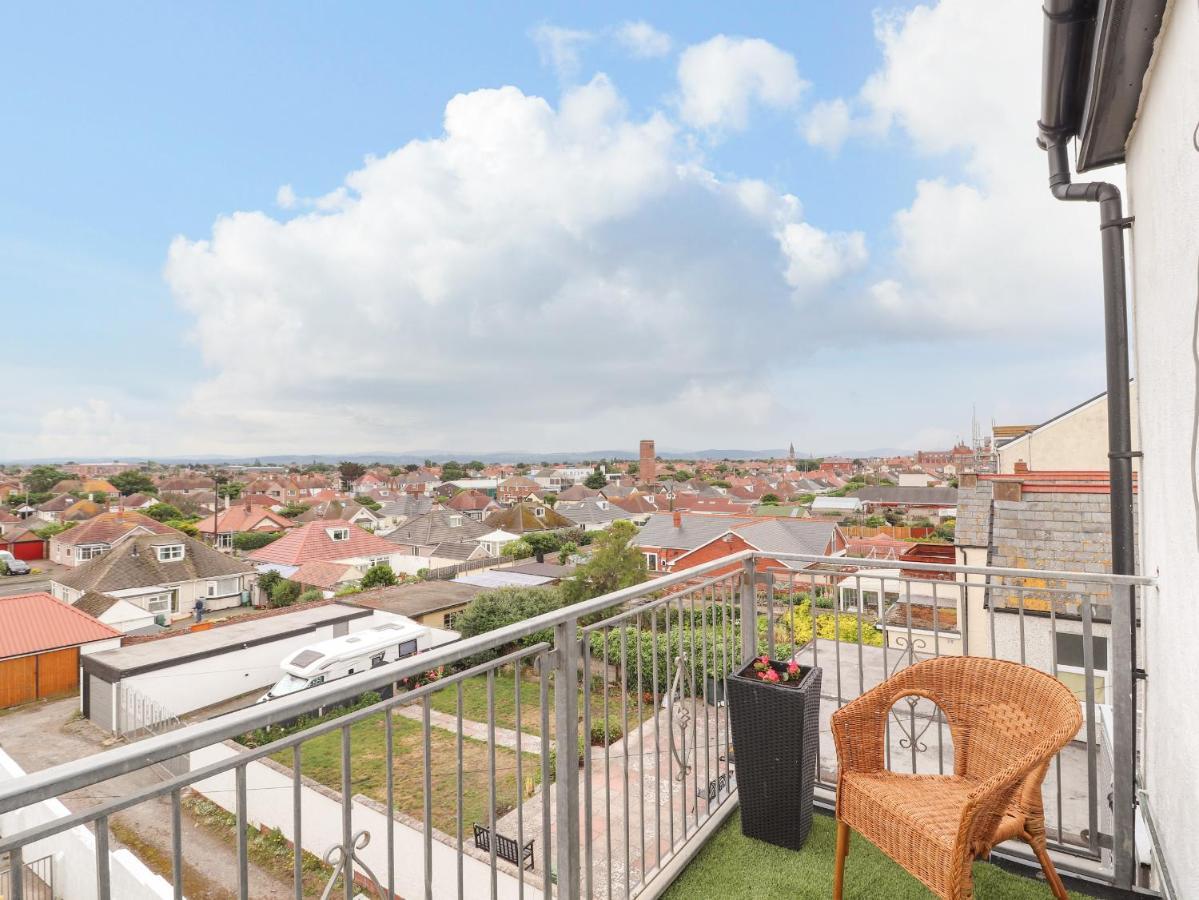 Ty Uchaf Appartement Rhyl Buitenkant foto